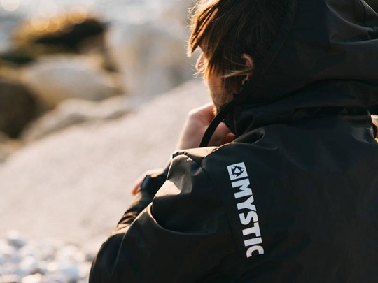 Poncho Mystic Deluxe Explore Black 2022